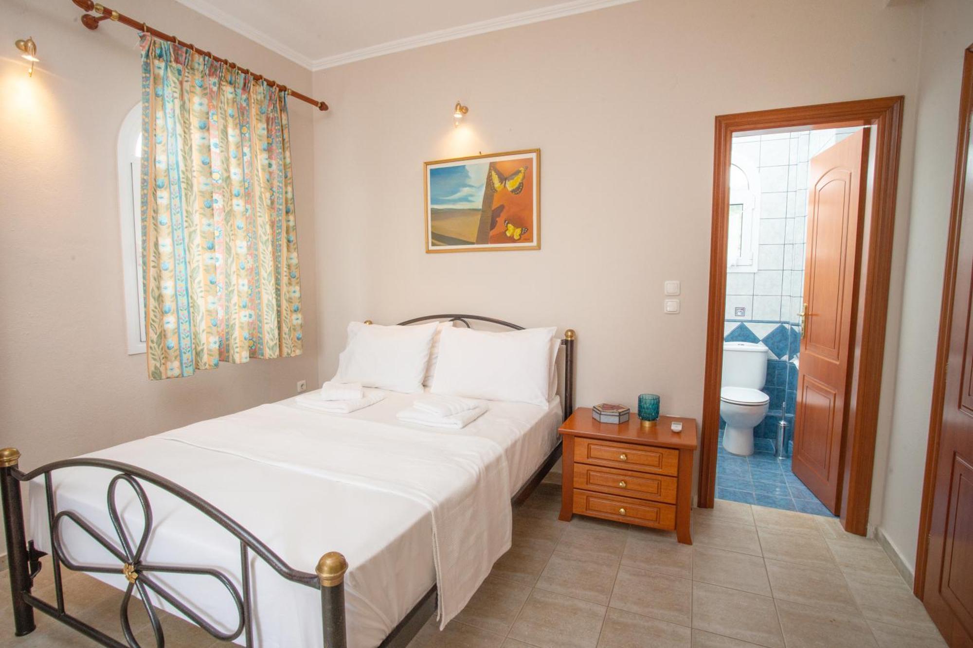 Private 6-Bdrm Villa With Garden 150M To Beach パラディオス エクステリア 写真