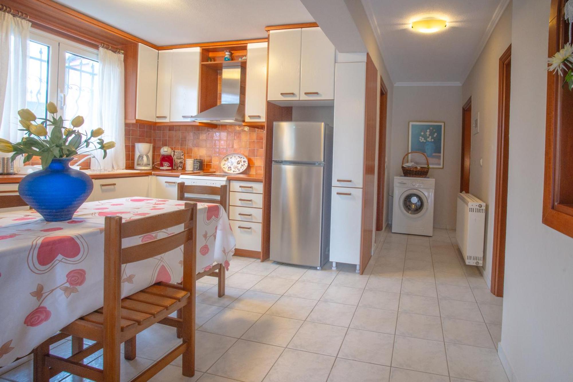 Private 6-Bdrm Villa With Garden 150M To Beach パラディオス エクステリア 写真