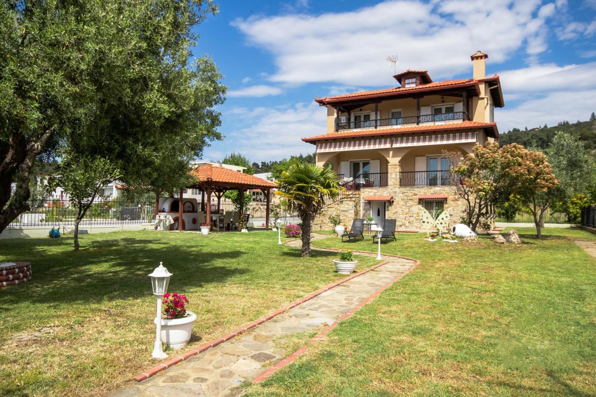 Private 6-Bdrm Villa With Garden 150M To Beach パラディオス エクステリア 写真